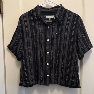 Black Striped Button-Up Shirt Cropped